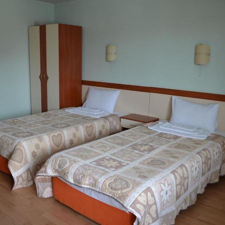 Hotel Perla Горна-Оряховица Экстерьер фото