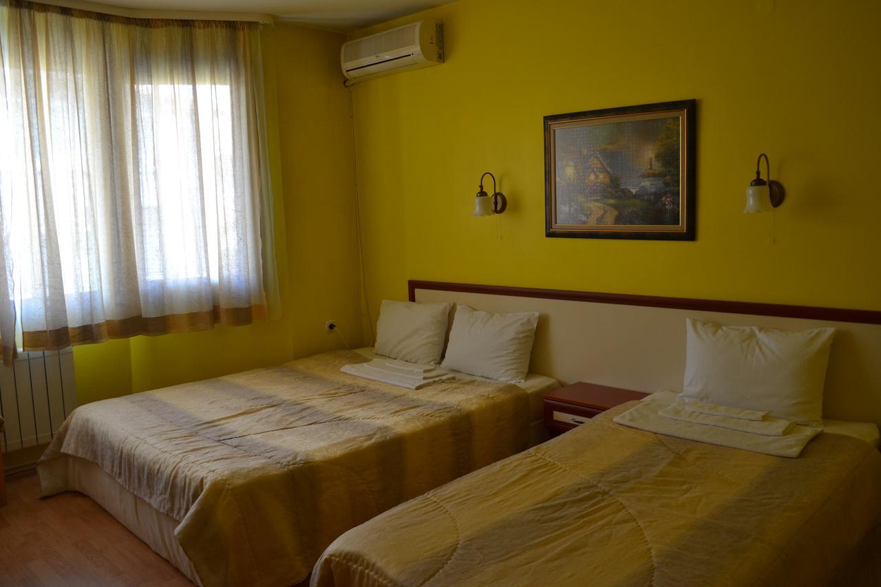 Hotel Perla Горна-Оряховица Экстерьер фото